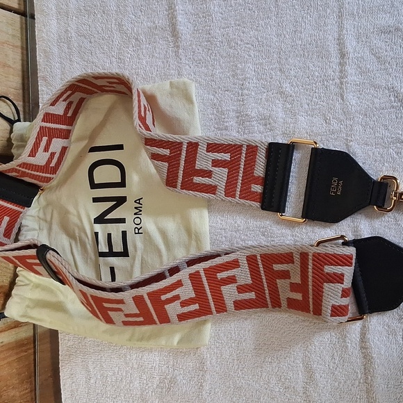 Fendi Strap You Shoulder Strap Zucca Canvas With Leather Red And Cream - Picture 5 of 6